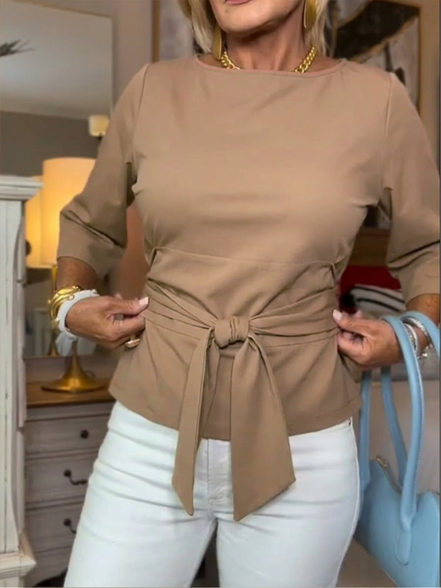 Maglietta donna khaki, casual e versatile. Confort quotidiano e nodo frontale per stile moderno.