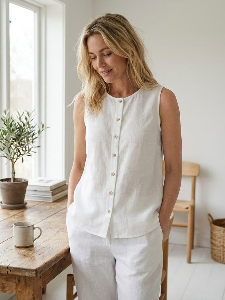 Canotta estiva da donna con bottoni frontali. Camicetta casual leggera per un look senza maniche versatile.