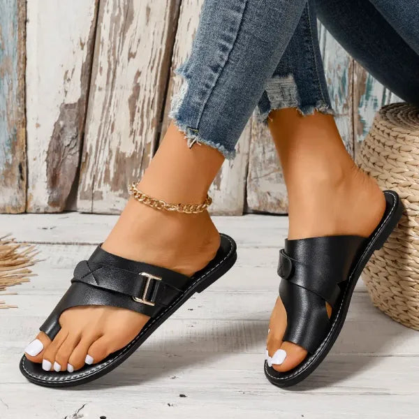 Infradito donna ortopedici per il benessere del piede. Supporto ergonomico, design elegante e grande comodità.