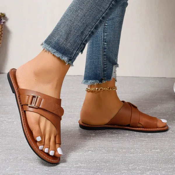 Sandali infradito donna in pelle, eleganti, comodi. Supporto ortopedico, regolabili e anti-scivolo per l'estate.