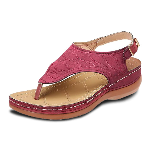 Sandali donna eleganti e ortopedici, garantiscono comfort e supporto per piedi, ideali per la moda estiva.