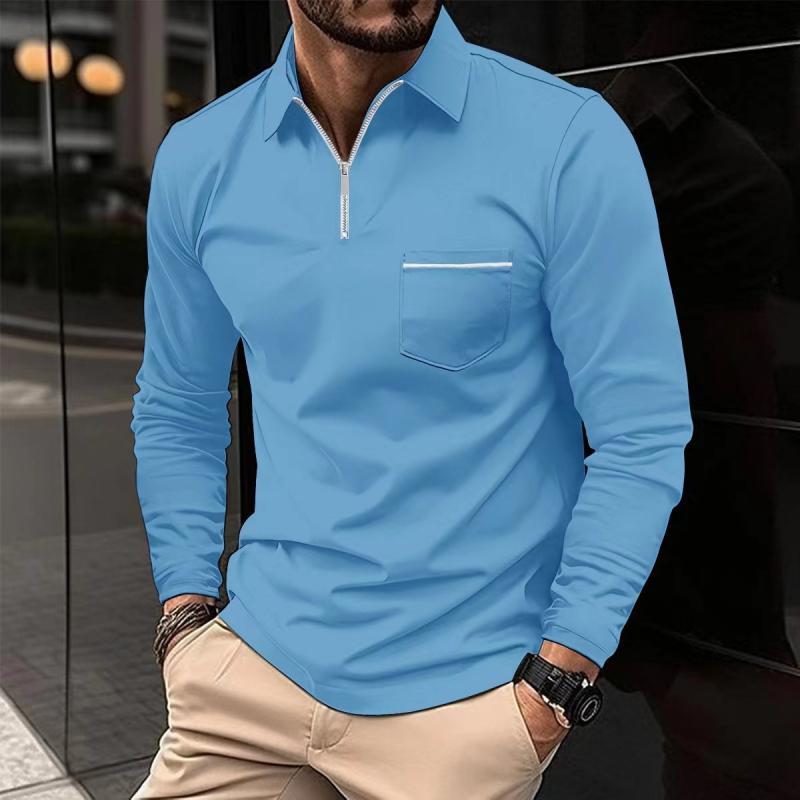 Uomo che indossa polo a maniche lunghe con taschino, espressione di stile e comfort casual.