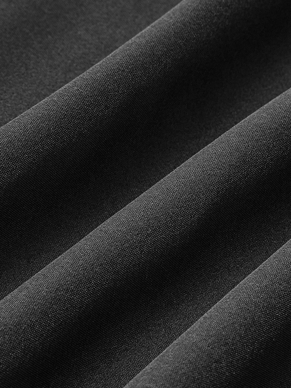 Abito lungo donna estivo, elegante e versatile, con apertura strategica sul fianco. Perfetto per eventi.