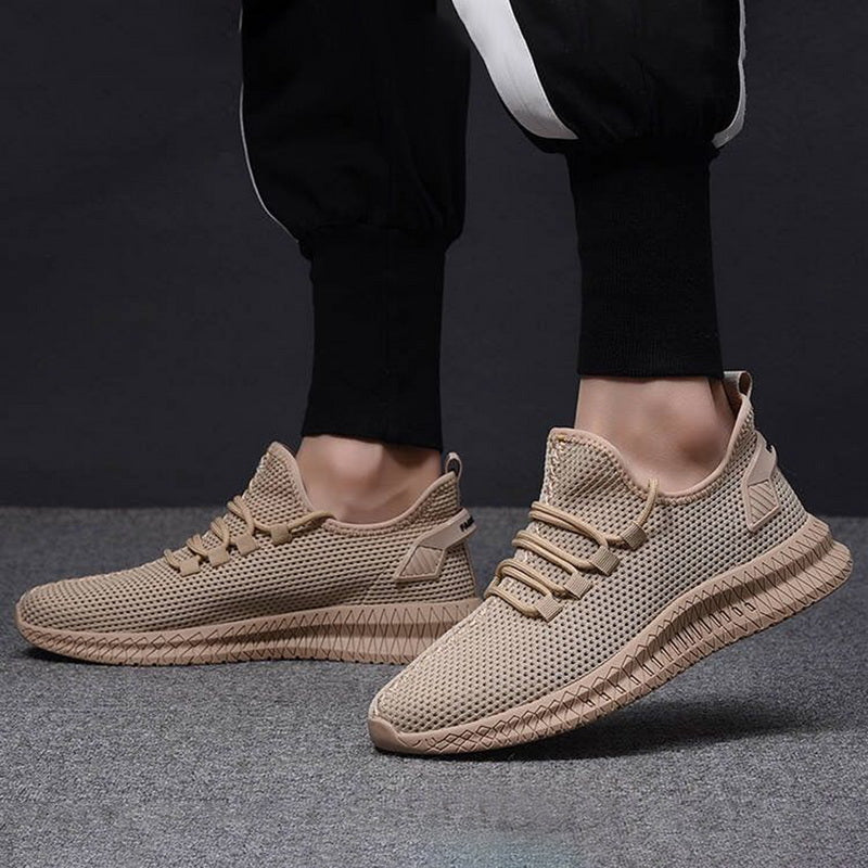 Scarpe sportive uomo beige, leggere e traspiranti, comfort ammortizzato per primavera/estate quotidiana.