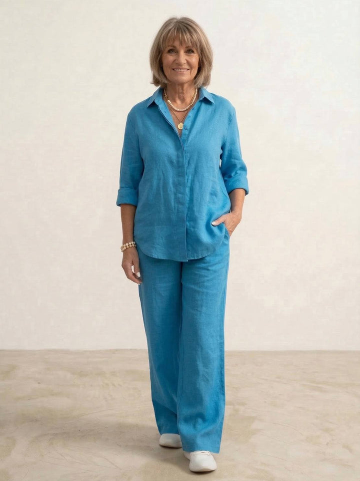 Set completo donna, camicia e pantaloni ampi. Abbigliamento fluido per ogni occasione.