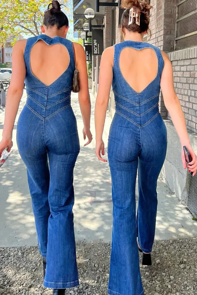 Jumpsuit donna retrò comoda e versatile, con design a schiena aperta per eleganza casual e moda.