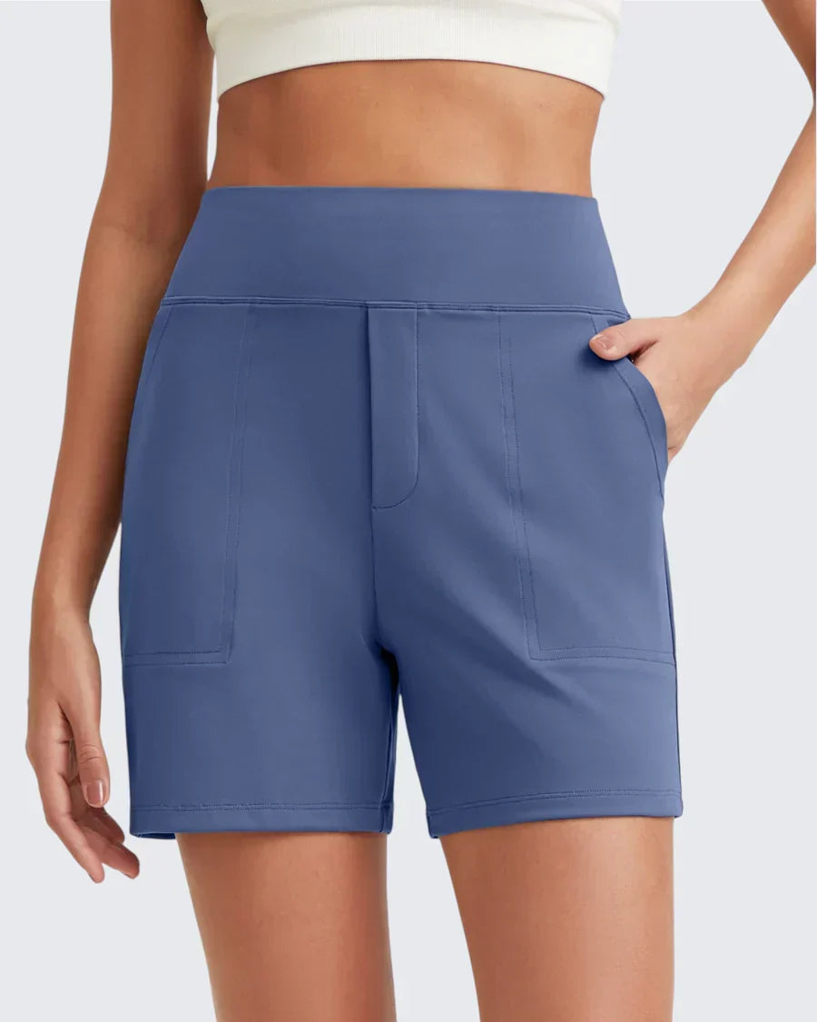 Shorts donna vita alta, tasche pratiche, ideali per abbigliamento estivo versatile e comodo.