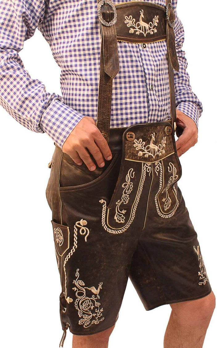 Lederhosen da uomo in vera pelle marrone, tradizionali e ricamati, abbigliamento tipico per un autentico Oktoberfest.