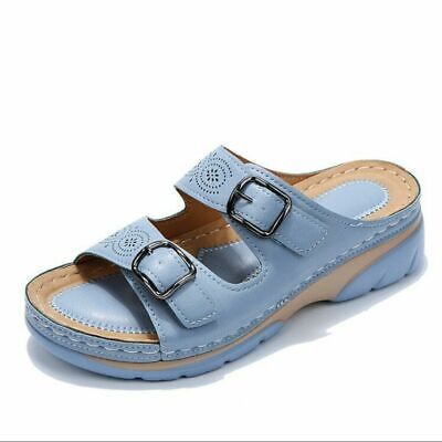 Scarpe estive ortopediche da donna con supporto plantare per il comfort dei piedi e calzata larga.