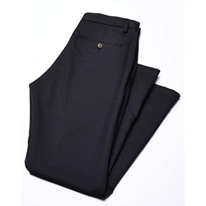Pantaloni uomo slim fit neri, elasticizzati per comfort e stile quotidiano. Ideali per ufficio o casual.