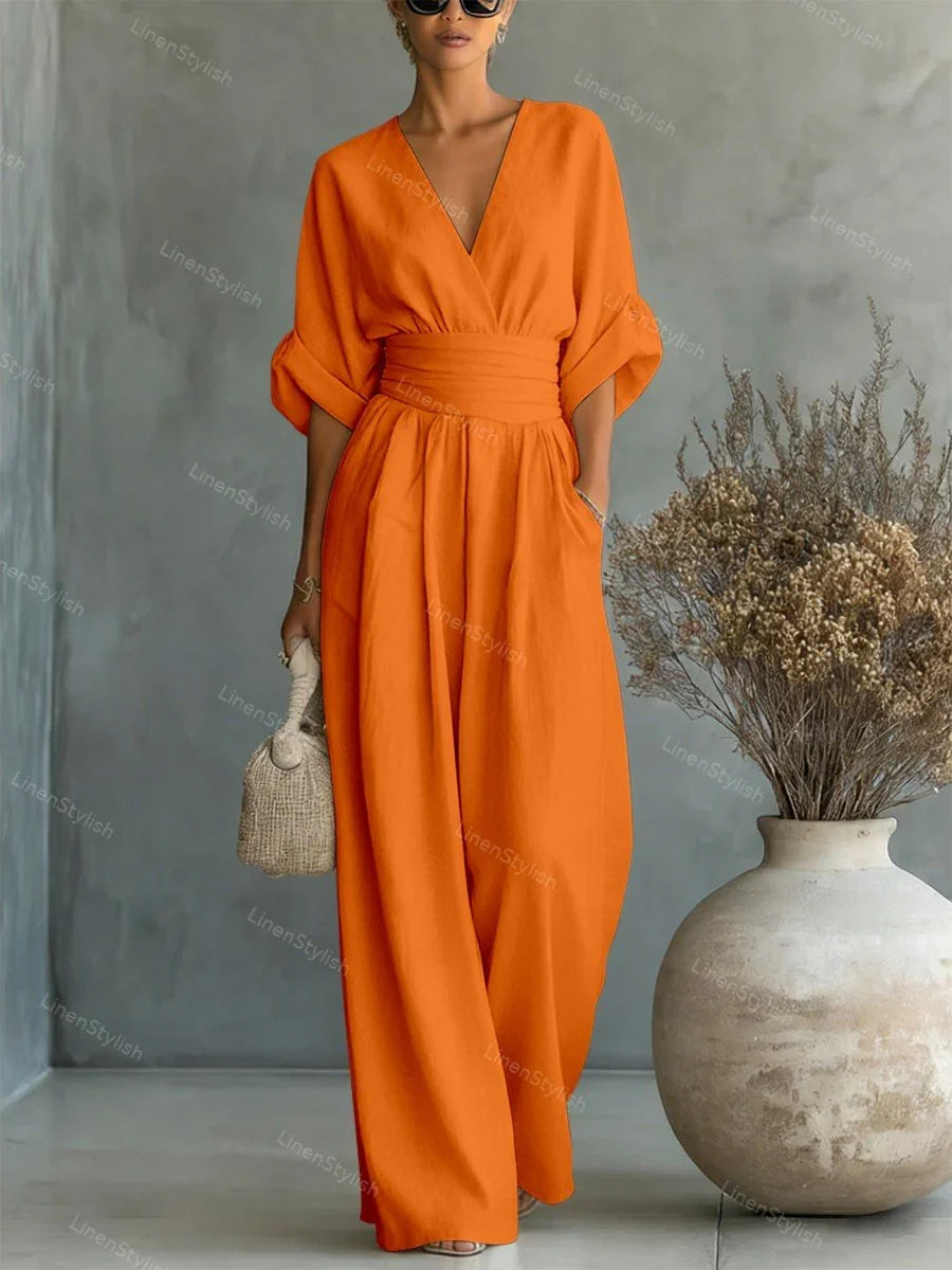 Salopette donna chic, scollo V e maniche kimono, vestibilità comoda e raffinata per il tuo stile.