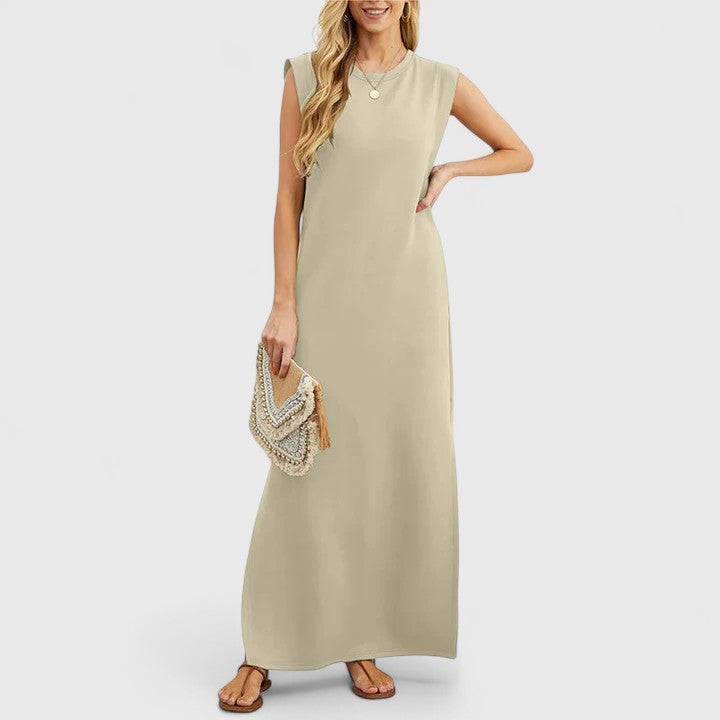 Abito lungo beige donna estivo, senza maniche, stile casual comodo, perfetto per le giornate calde.