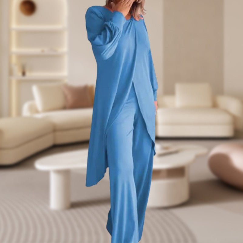 Completo donna con top a maniche lunghe e pantaloni morbidi, un set due pezzi versatile per ogni occasione.