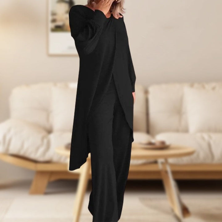Set donna due pezzi versatile e comfy, con top e pantaloni, l'outfit primavera ideale per comfort e stile.