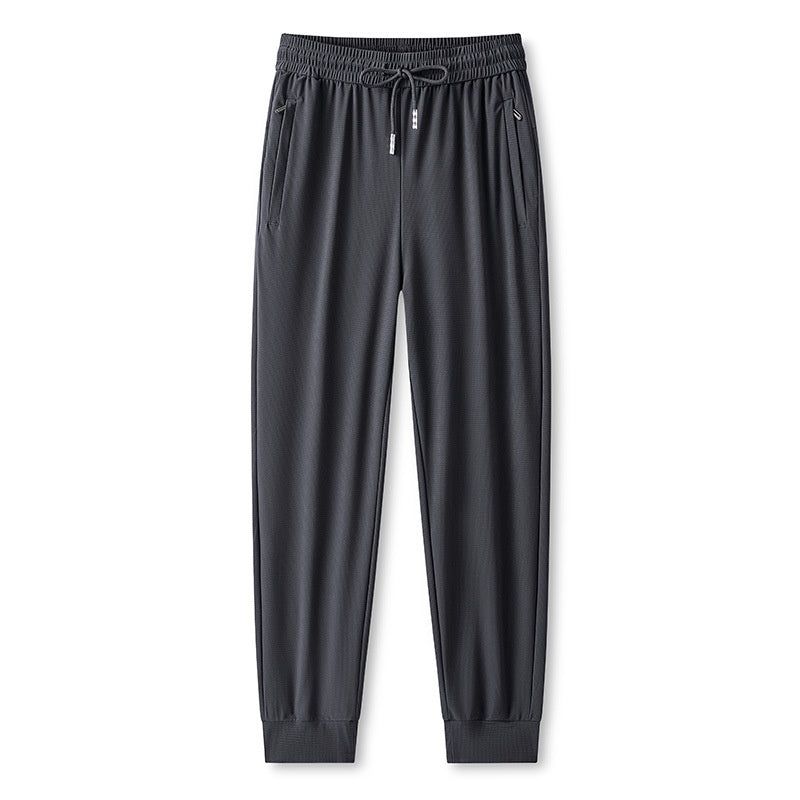 Pantaloni casual uomo per tempo libero e jogging. Estremamente comodi e con asciugatura rapida per ogni attività.