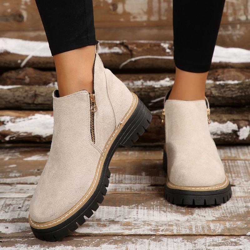Stivaletti alla caviglia donna, scarpe eleganti e versatili per la moda autunno-inverno.