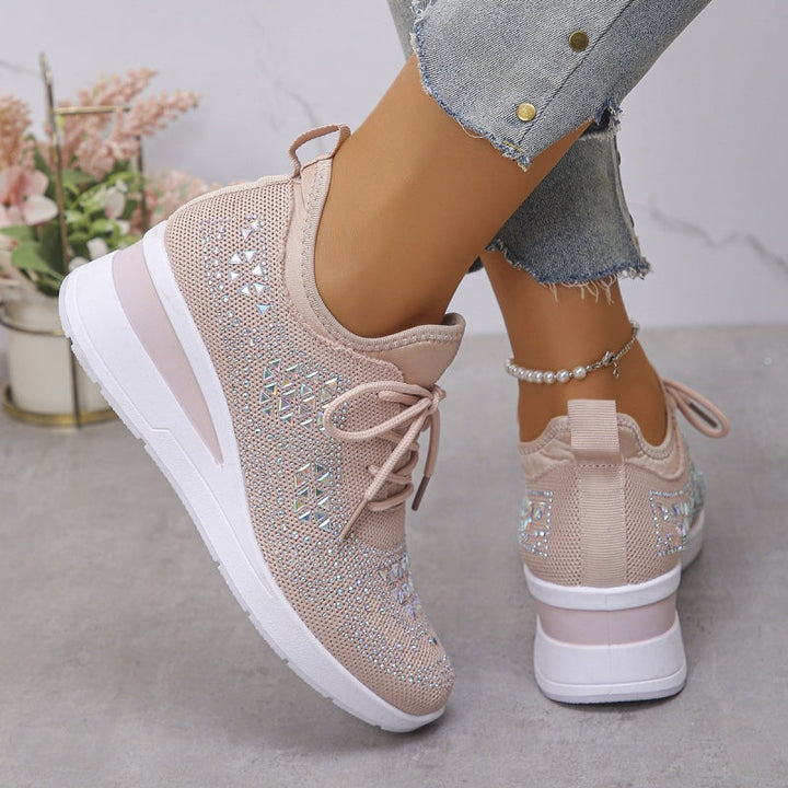 Scarpe ortopediche con strass, ideali per passeggio e supporto plantare.