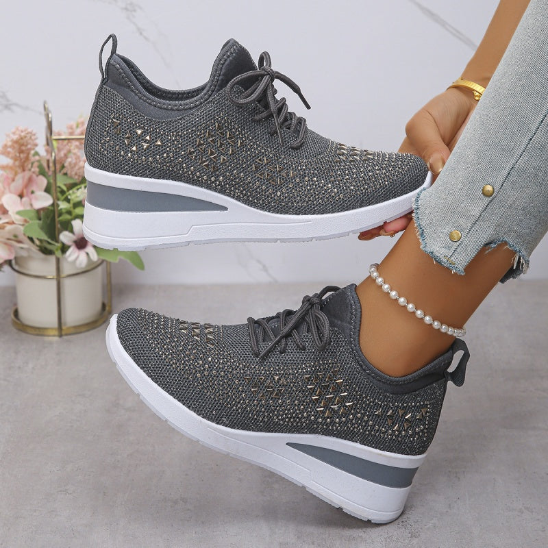Sneakers con strass per donna, ortopediche per il massimo comfort e stile.