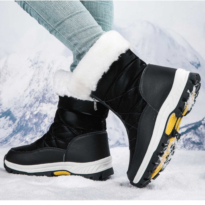 Stivali invernali donna con zip per la neve. Massima aderenza, calore e comfort per i tuoi piedi.