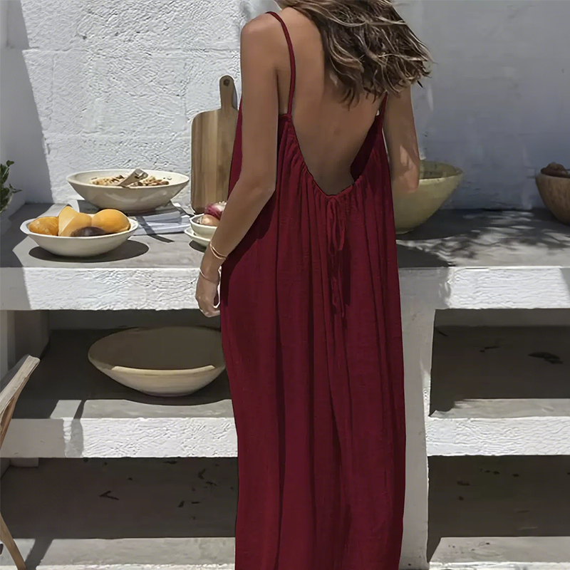 Abito maxi da donna estivo con spalline sottili e schiena scoperta, perfetto per vacanze e look casual eleganti.