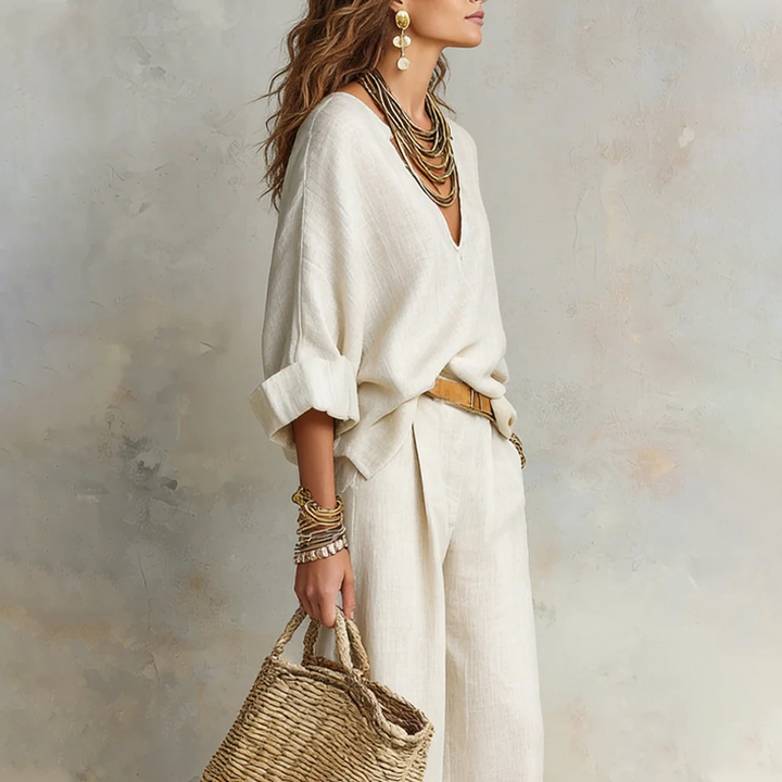 Abbigliamento estivo resort elegante: completo donna in effetto lino, ideale per vacanze e comfort.