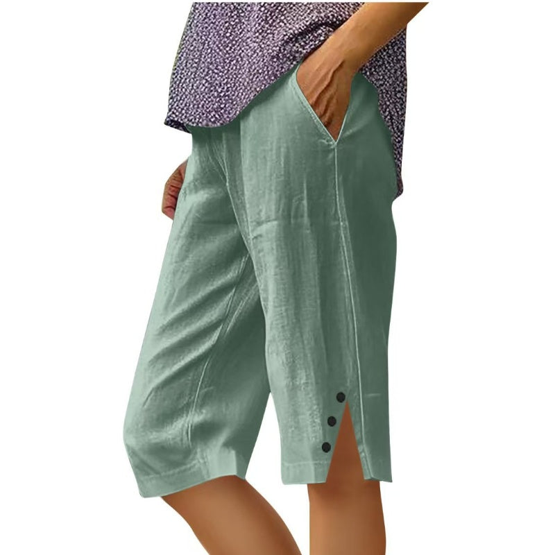 Pantaloni capri donna in varie taglie, per garantire comfort a tutte le figure.