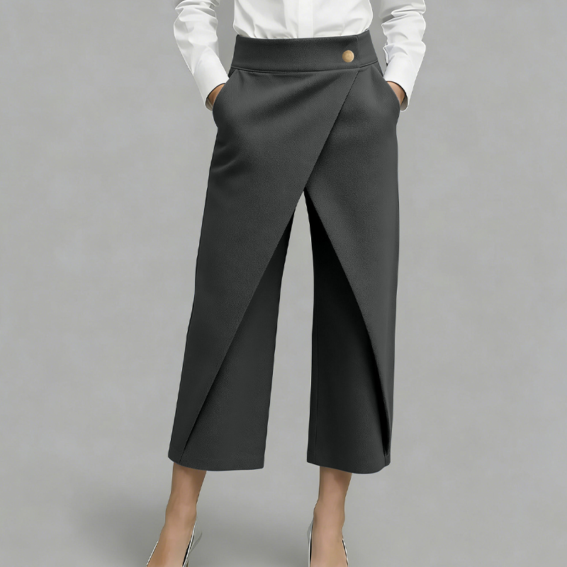 Culotte donna versatili per tempo libero e ufficio, in tessuto leggero, effetto gonna per un outfit chic.