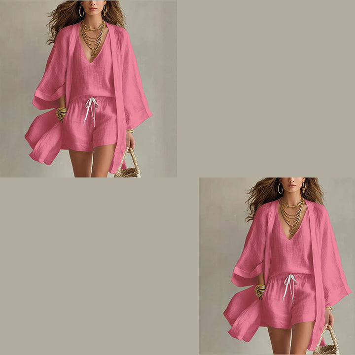 Completo donna tre pezzi estivo con kimono leggero, top abbinato e pantaloncini.