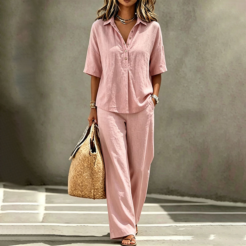 Completo due pezzi fluido donna, blusa e pantaloni larghi, per un comfort casual ed elegante. Ideale primavera estate.