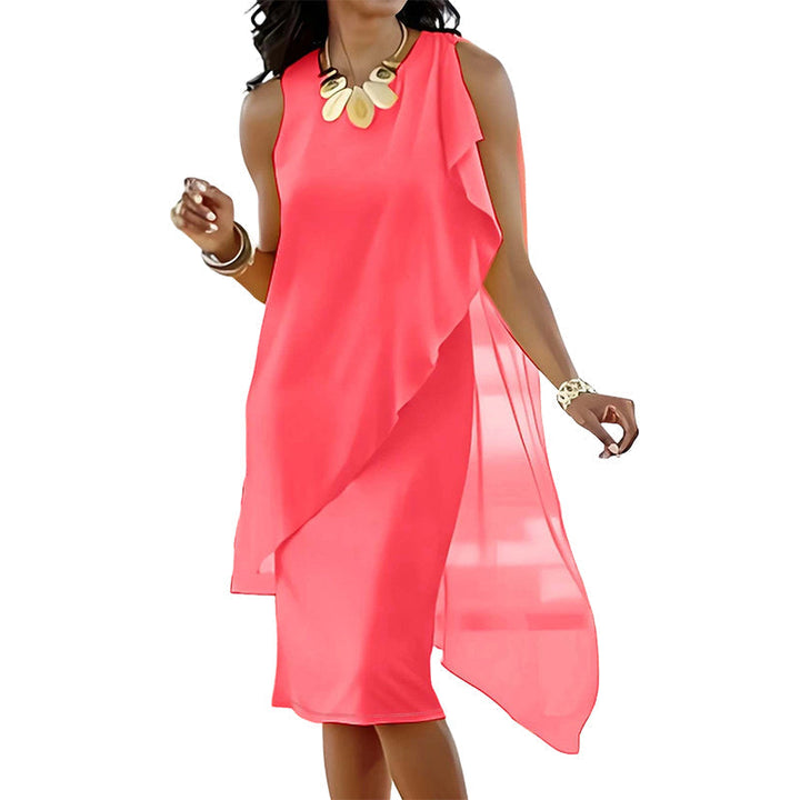 Vestito estivo donna senza maniche, taglio asimmetrico, confortevole e di moda, con drappeggio.