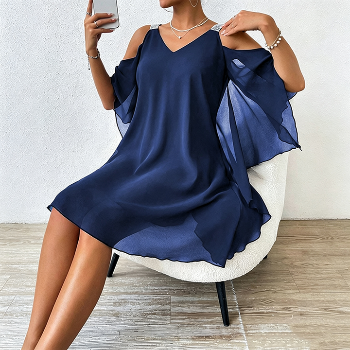 Abito donna femminile, spalle scoperte e spalline brillanti. Vestito elegante estivo multicolore, massima freschezza.