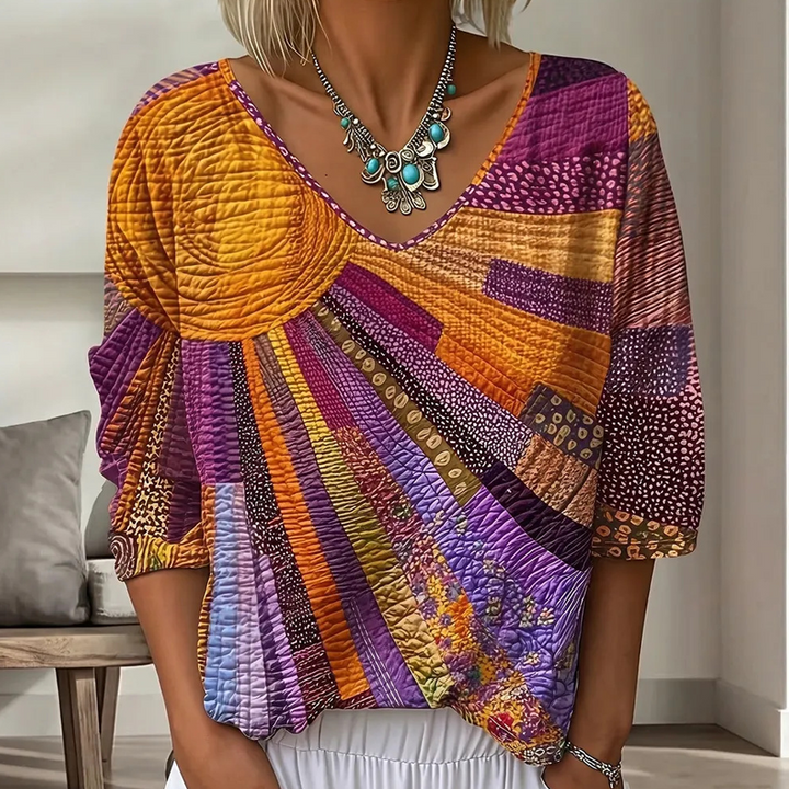 Blusa donna colorata stile patchwork retrò, scollo a V. Abbigliamento femminile con maniche 3/4, casual.