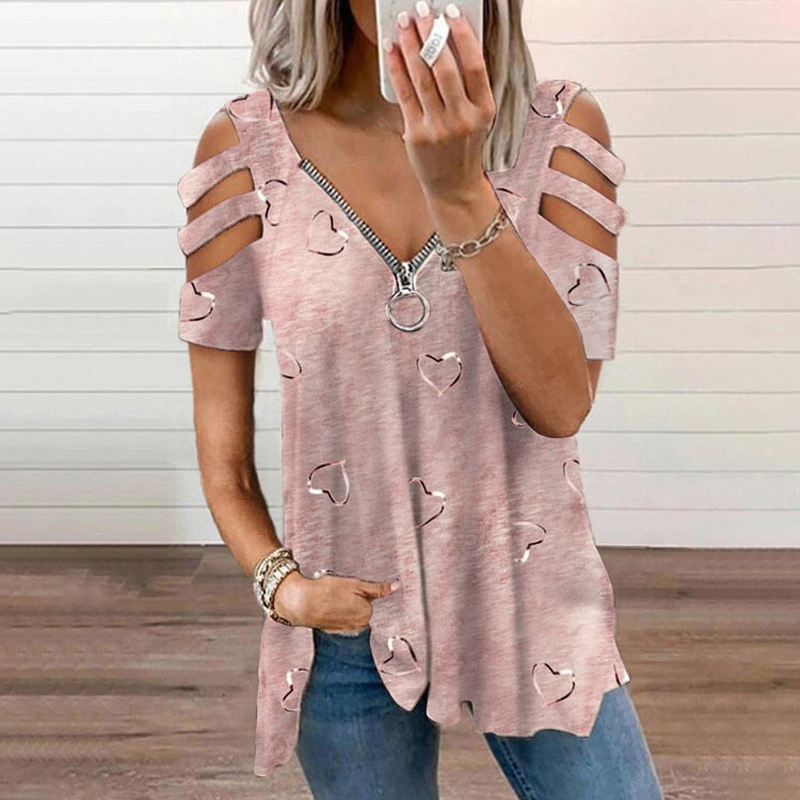 Maglietta femminile casual per primavera estate, con design a spalle scoperte, zip e fantasia cuori alla moda.