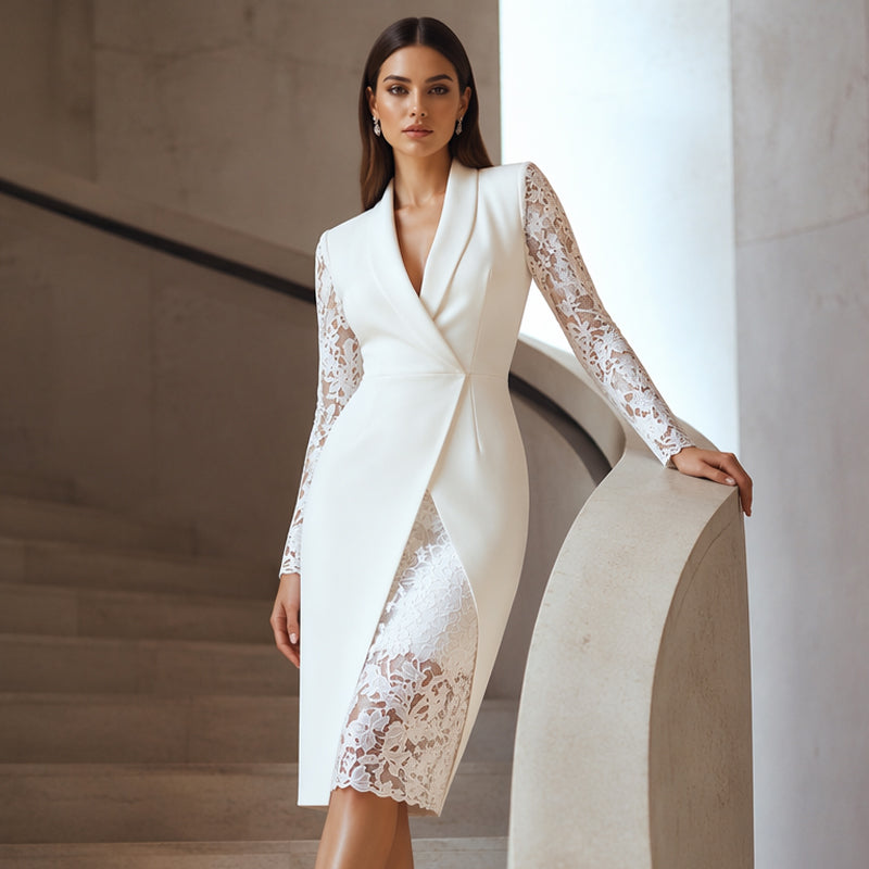 Elegante abito da donna con pizzo e scollo a V, un capo di moda femminile per ogni occasione sofisticata.