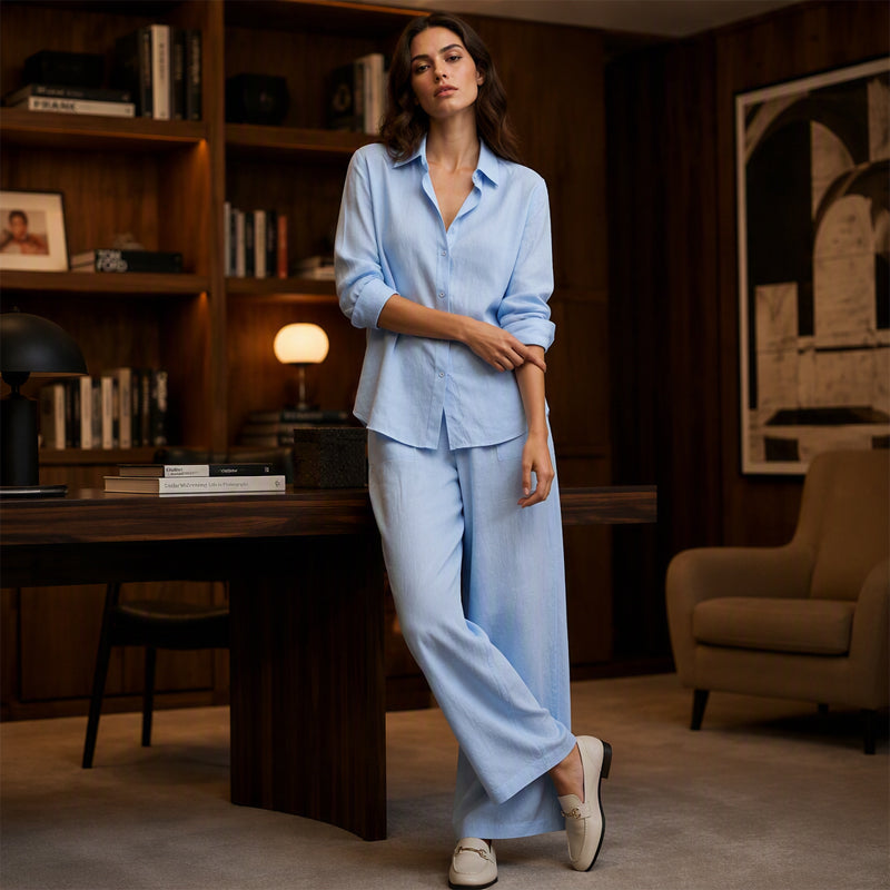 Completo donna primavera estate: camicia fluida e pantaloni larghi, ideali per un look fresco e chic.