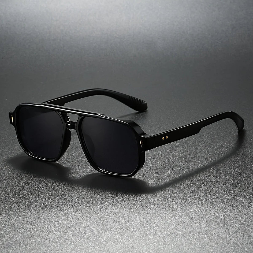 Occhiali da sole aviator vintage con doppio ponte, design unisex e protezione UV, perfetti per ogni outfit estivo.