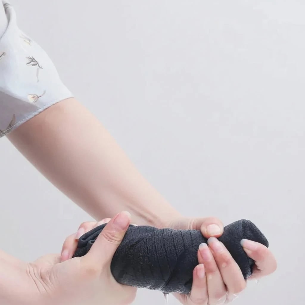 Fascia lombare scaldareni in tessuto elastico, supporto schiena ergonomico e comfort senza cuciture.