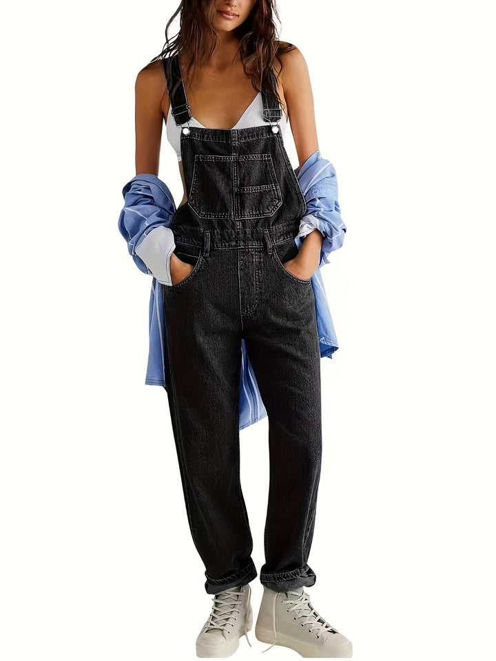 Tuta salopette donna, denim leggero, comfort estivo, stile versatile, abbigliamento casual, moda donna.