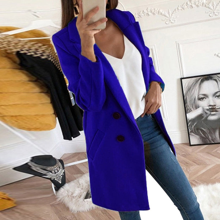 Cappotto invernale donna, lungo e caldo, un must-have per affrontare il freddo con stile.