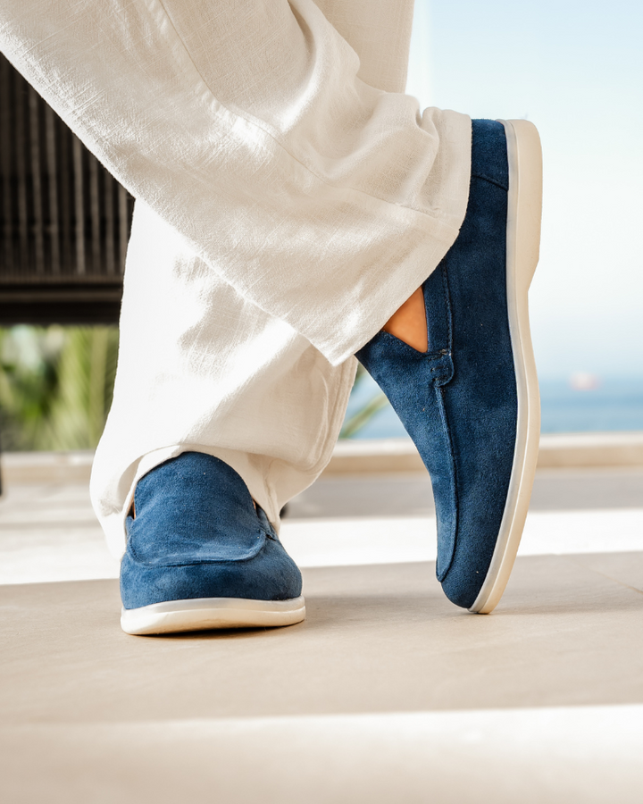 Mocassini uomo casual-eleganti, slip-on con cuciture. Aggiungi comfort e stile senza sforzo.