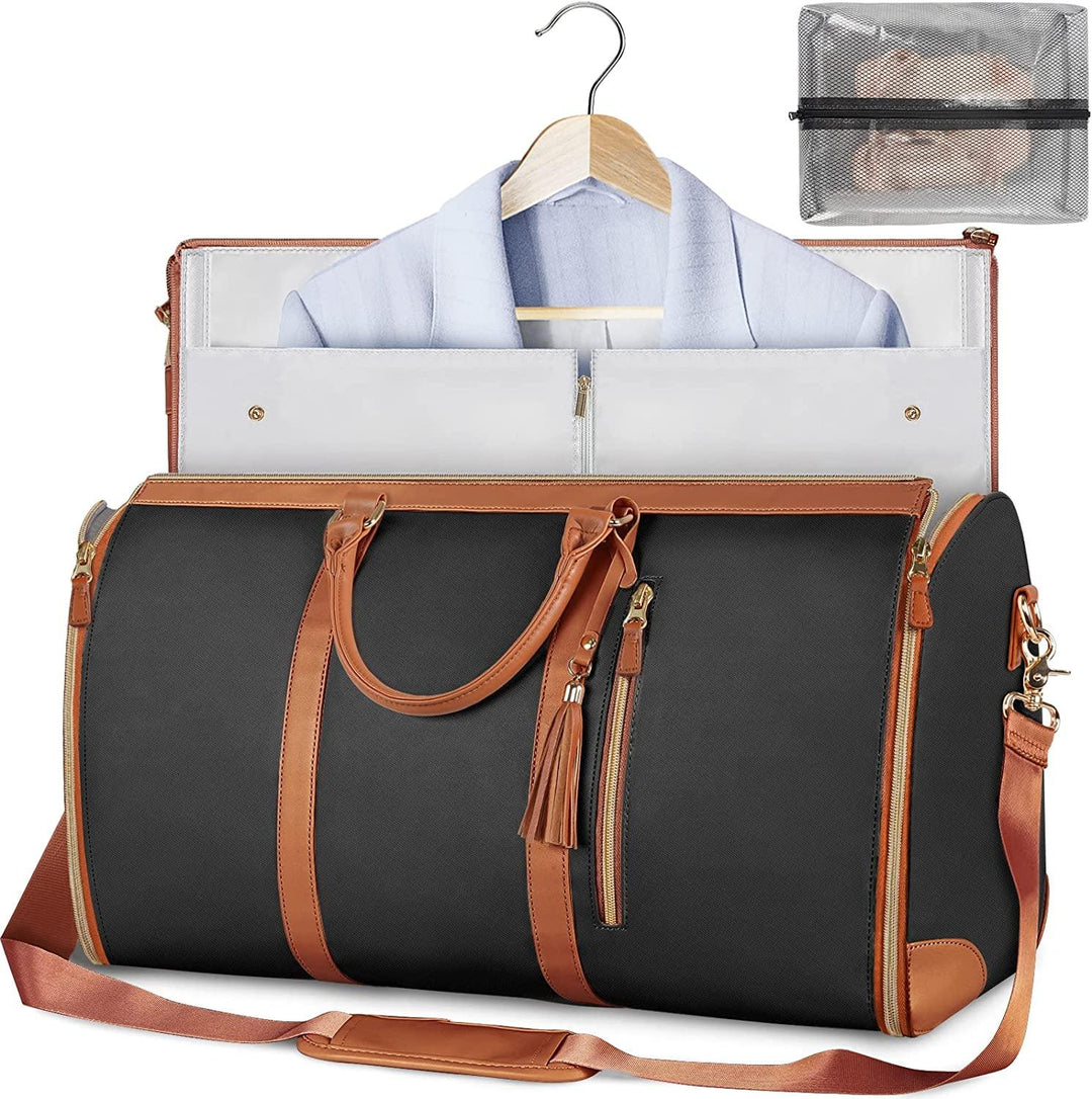 Dettaglio borsa porta abiti da viaggio pieghevole con manici ergonomici e cerniere robuste.