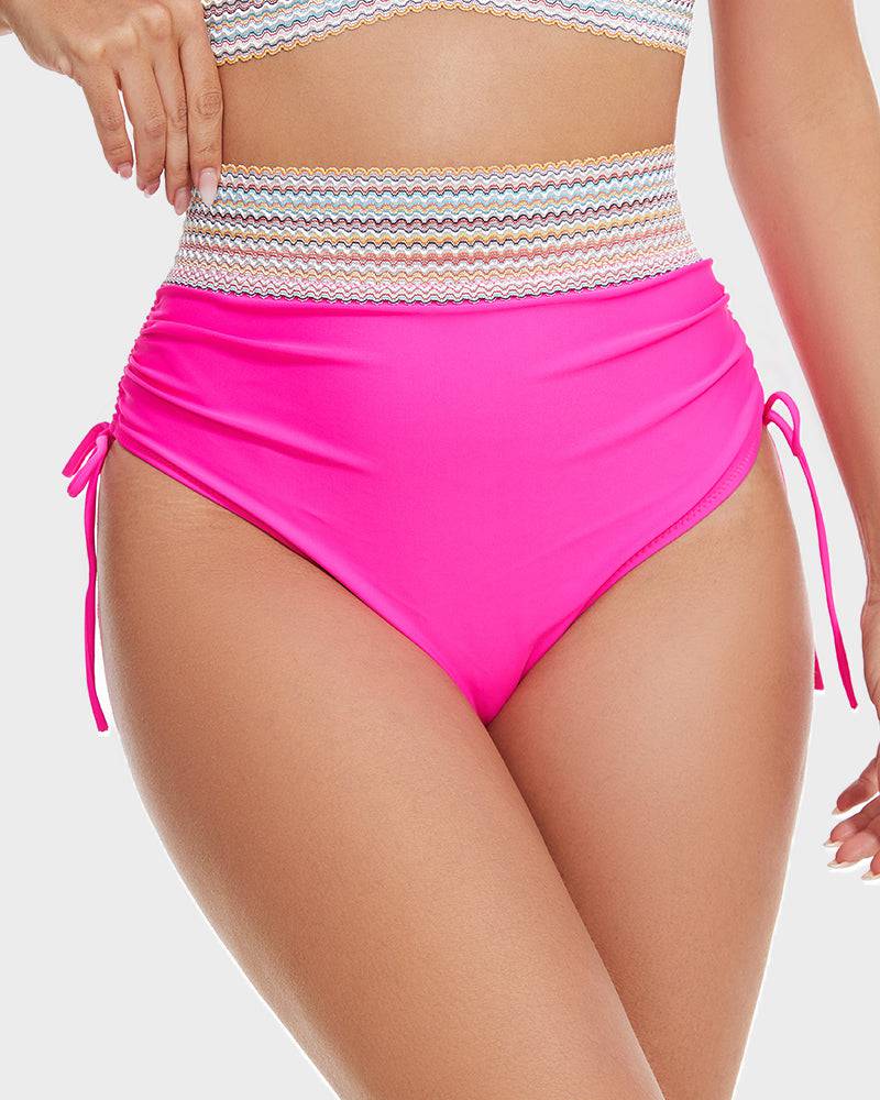 Costume da bagno bikini donna, vita alta contenitivo, spalline regolabili, ideale per il relax al mare.