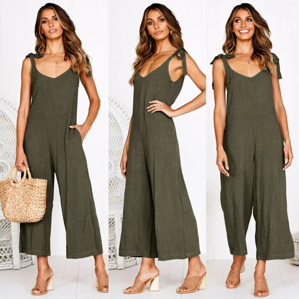 Tuta midi estiva da donna verde oliva, gamba dritta, scollo a V e senza maniche. Perfetta per look chic.