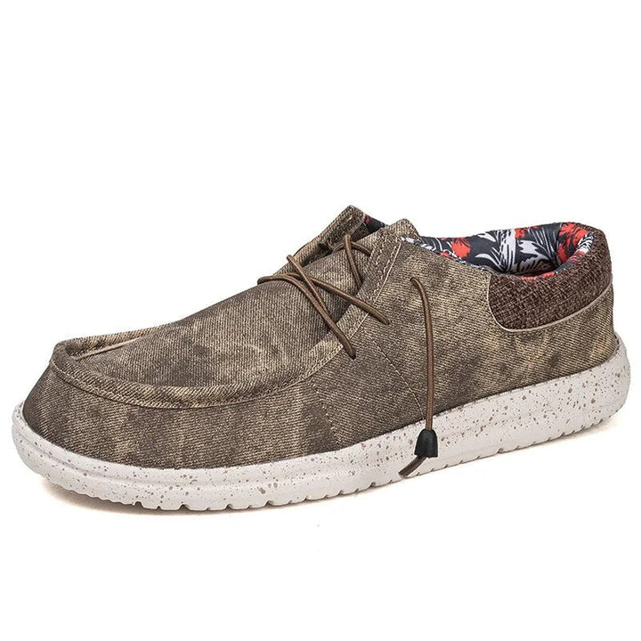 Mocassini da uomo slip-on, scarpe casual con suola flessibile. Facili da indossare, ideali per comfort e stile quotidiano.
