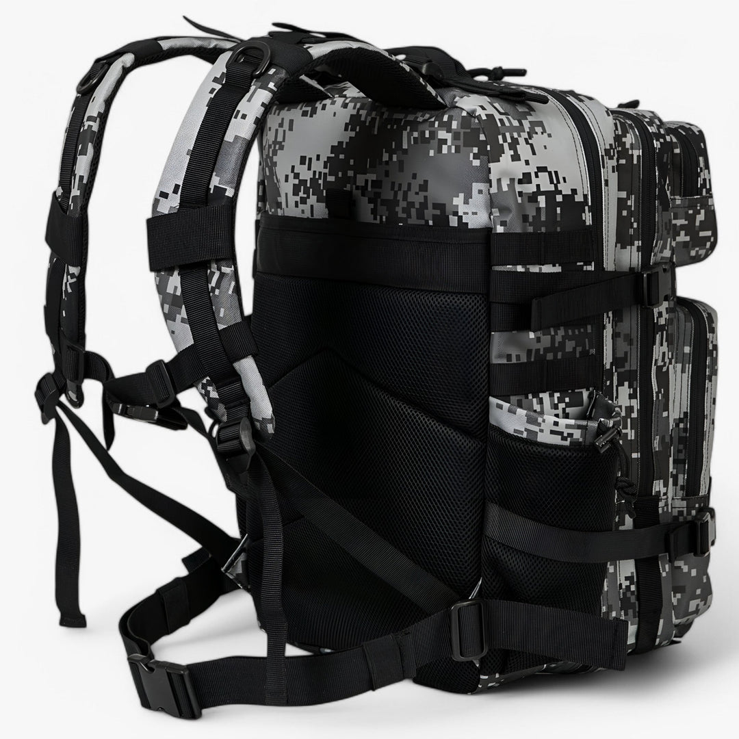 Zaino tattico unisex verde, versatile e capiente per escursionismo, viaggio e uso quotidiano.