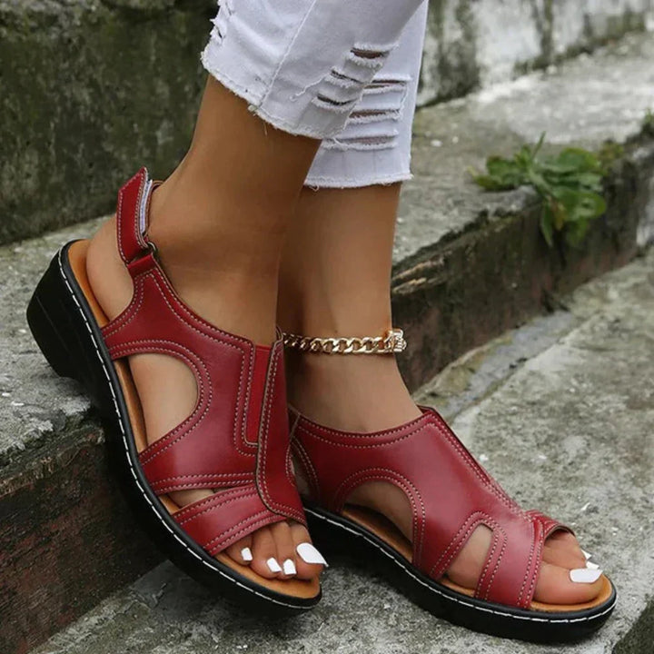 Sandali da donna confortevoli con supporto arco, cinturino regolabile alla caviglia, perfetti per l'estate.