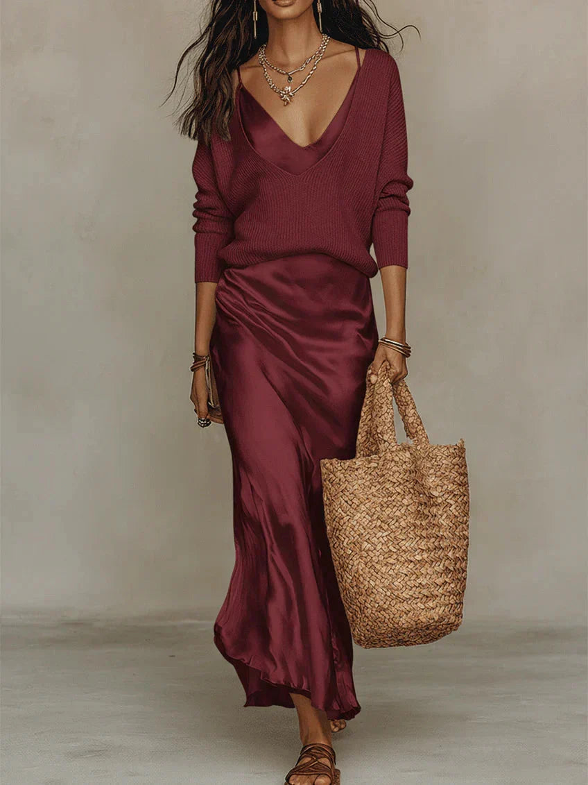 Abito da sera donna, spalline regolabili e scollo a V. Essenziale per un guardaroba elegante e di tendenza.