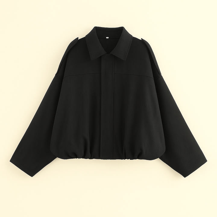 Giacca bomber femminile oversize e corta, con zip, ideale per outfit moda autunno-inverno.