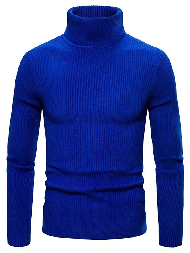 Maglione blu uomo girocollo classico, per un look versatile ed elegante nella moda maschile.