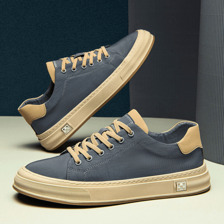 Sneakers da uomo traspiranti, mantengono i piedi freschi e offrono un comfort eccezionale, perfette per la moda.